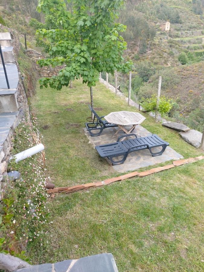 Casas Do Sinhel Vendégház Cha de Alvares Kültér fotó