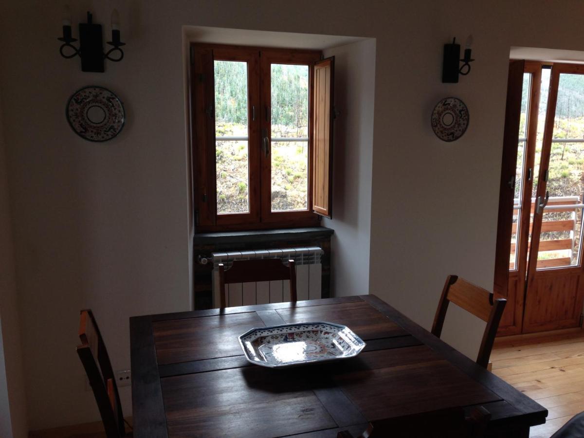 Casas Do Sinhel Vendégház Cha de Alvares Kültér fotó
