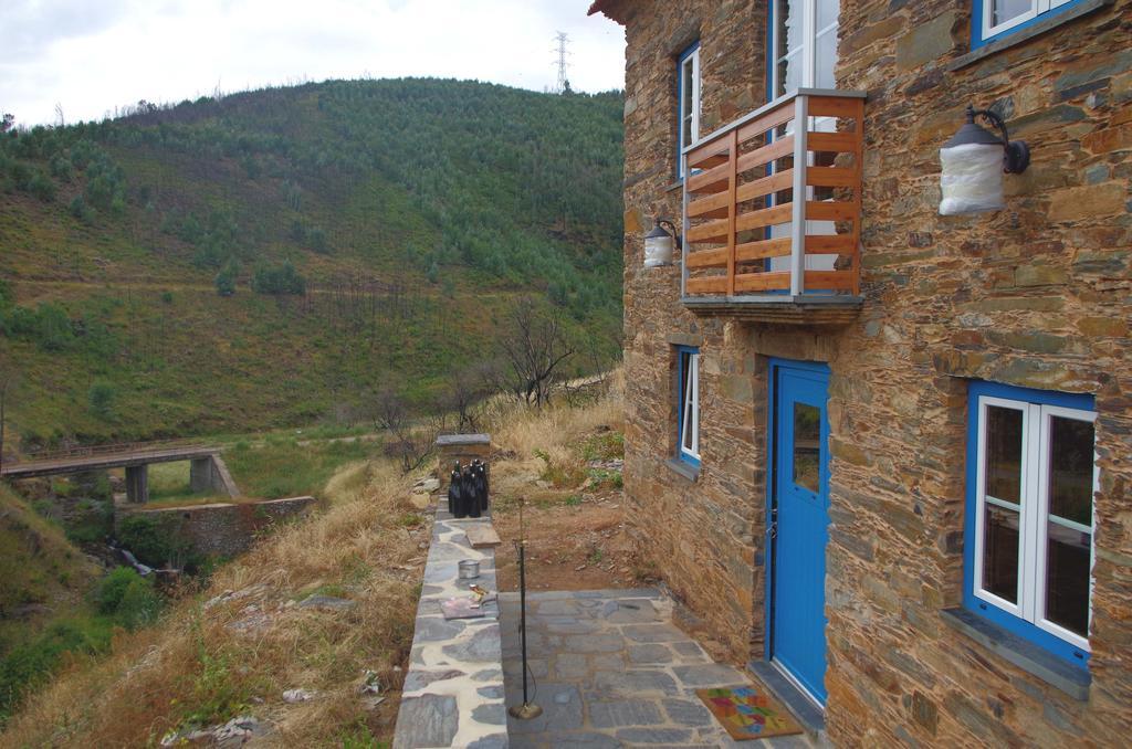 Casas Do Sinhel Vendégház Cha de Alvares Kültér fotó