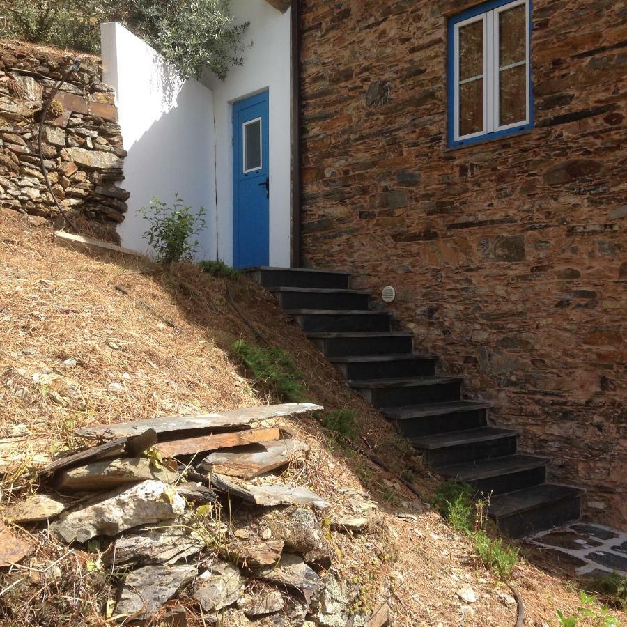 Casas Do Sinhel Vendégház Cha de Alvares Kültér fotó